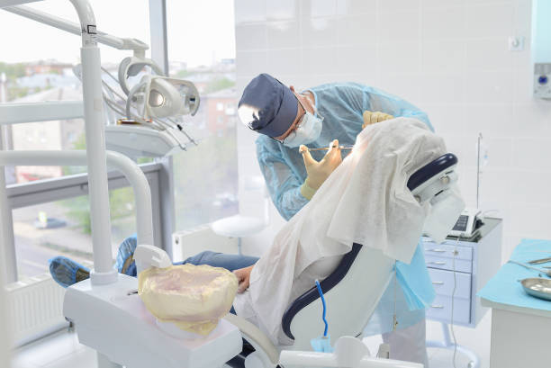 Best Emergency Tooth Extraction  in Desnso, CA